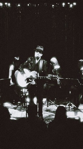 dave stewart on Instagram: "Love To Everyone #foreveryoung #dylan"