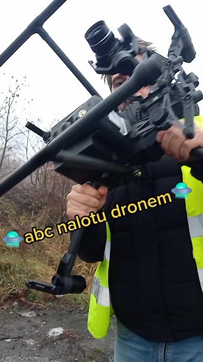 Filmy użytkownika Tech LD (@tech.lotom.dronem.ld) z muzyką dźwięk oryginalny - Tech LD