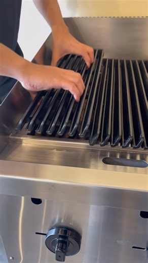 Get that real outdoor barbecue taste right in your kitchen with our Lava Rock Griller. It uses natural lava rocks to spread heat evenly, so you never have to worry about cold spots. These rocks catch the juices from your meat and turn them into a smoky aroma that makes every dish taste better. Built with strong stainless steel, this grill is made to last through a busy day of cooking. It keeps your food juicy on the inside while giving it a perfect char on the outside. At Manila Kitchens, we mak