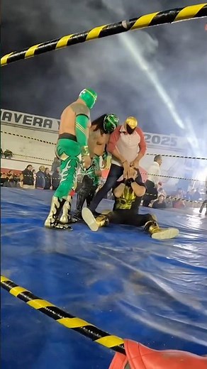 Tour in Chiapas with Carlito, Primo, etc. #luchalibre #tinieblasjr #luchalibremexicana #wrestling...
