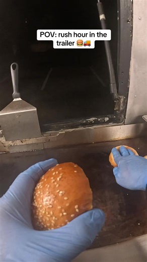 Rush Hour Food Adventure: Busy Burger Trailer