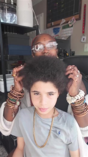 Carmen Stroud | SAHM | UGC (@stroudgang_) - Exploring the Loc Journey of a Large Family