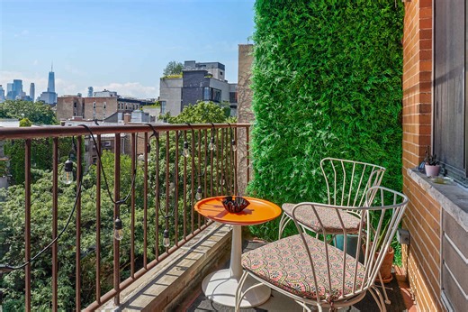 This Adorable Bistro Set Will Transform Your Tiny Outdoor Space (and It’s 27% Off Right Now)