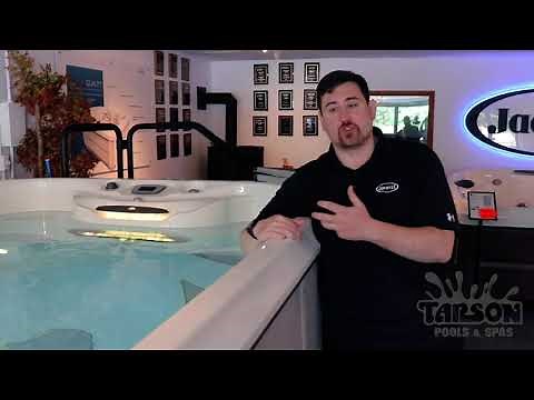 Jacuzzi® Swim Spa Power Pro J-16™ Showcase