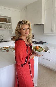 190K views · 5.1K reactions | Behold! The endless temptation that is rice noodles soaking up a garlic & chile soy dressing, piled with crisp, crunchy cucumbers, carrot ribbons, fresh mint, and a scattering of spicy candied peanuts. This is comfort food that still manages to feel refreshing, and is so easy to make — treat yourself to this Vietnamese-inspired, exquisitely satisfying bowl asap | Daphne Oz | Facebook