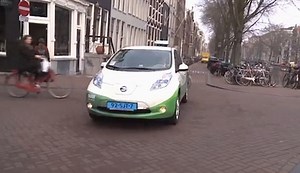Global Shapers Help Launch Nissan LEAF Taxi Service in Zurich
