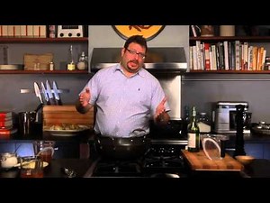 How to Make Pan Gravy