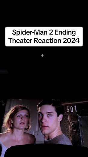Tobey is the best spiderman, no one can change my mind 🕷️#spiderman2 #spiderman #tobeymaguire #theater #samraimi