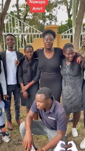 @HillaryEsir @Issa_Larry