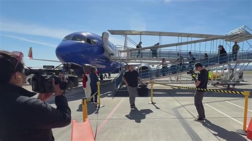 First Southwest Airlines flight lands at Santa Rosa airport