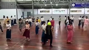 ကျေနပ်မှု တခုခု ရသွားမှာပါ ဖန်တီးသူရော အက ဆရာရော သင်တန်းသူတွေရော သီချင်းရော… အကဆရာကတော့ ရှယ်ပေါ့… Video credit goes to original creator | Myanmar Live