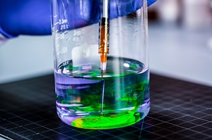 Fresh blood for damaged tissues via alginate hydrogels