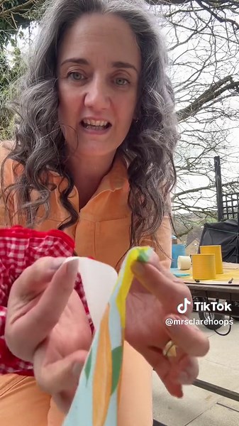 Yes please- Transforming trash into treasure with these easy DIY planters! I feel like they will be perfect for summer planting 🌻 Now then, how many should I make, I’m thinking a whole fence full ???? Super Short Tutorial : 1. Prep & Paint: Clean cans, spray paint them fun colours ! 2. Napkin Art: Cut & stick pretty napkin designs. 3. Hang or Mount: Drill holes for fence screws OR nails for string handle. Don't forget drainage holes! 4. Seal & Plant: Spray varnish, add soil & your favourite pla