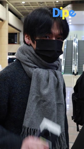 Is Lee Know officially boyfriend material at this point? 💘 #leeknow #리노 #kpop #dispatch Vote for your bias. Chang the ranking! 👉https:// www.dipebeta.app/ | dispatch news