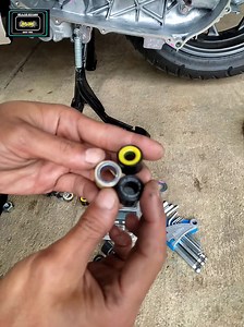 1.7K views · 2.2K reactions | Tutorial bongkar cvt pcx adv vario setting ulang roller untuk akselerasi untuk roller silang 12 dan 18 total 90 gram enak juga buat akselerasi dan tanjkaan cuman minus ada gerung sedikit tapi ga terlalu parah.. Di sini riset ulang pake 16 gram semua rata total 96 gram ga beda jauh tarikan sama saja cuman untuk 16 gram rata lebih balance aja dan sangat cocok #bengkelmotor #otomotip #tutorial | Belajar Mekanik Dari NOL | Facebook