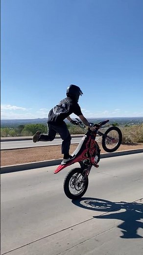 Surron ultra bee, Is this the best bike to learn wheelies on? #surron #wheelie #electric #ebike
