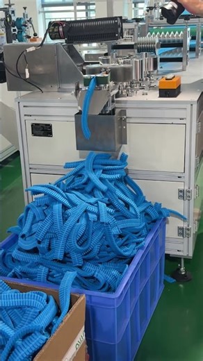 Fully automatic strip cap production line