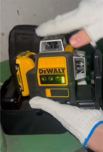 Efficient 12-Line Running Layout Using Dewalt Laser Tools