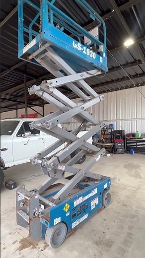 Genie GS-1930 Scissor Lift Operation’s Video #2