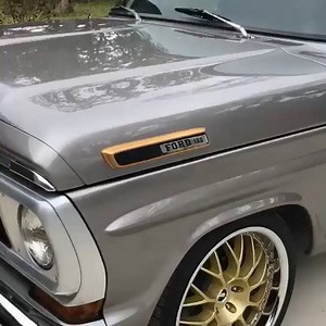 Ford Custom | Custom & Classic