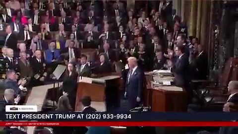 🚨 RUMORS:🇺🇸 PRESIDENT TRUMP IS EXPECTED TO SIGN THE CLARITY ACT DURING THE SIGNING CEREMONY TODAY AT 3:00 PM ETSOURCES REPORT THAT THIS ACT MAY INJECT OVER $2.5 TRILLION INTO THE CRYPTO MARKETIF TRUE, CRYPTO WILL EXPLODE!!