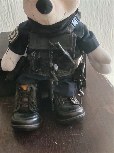 Mickey Mouse ve Polisiye Karakterler