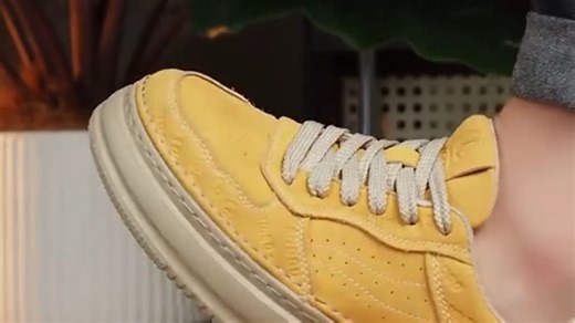 奥康（Aokang）男鞋秋冬2025新款休闲皮鞋男士经典板鞋男加绒休闲鞋男工装鞋子男 松花黄 39 (245mm) 标准运动鞋码