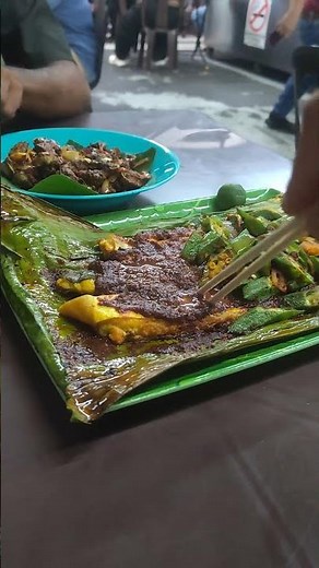Nikmat itu sederhana…ikan pari bakar, sambal favorit, dan rasa syukur #food #ikanpari