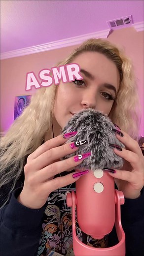 its okay ♡ shhh, fluffy tingles ASMR #asmr #asmrist #asmrtriggers #relax #fluffy #asmrtingles #sleep #itsokay #nails #asmrcommunity #asmrtiktoks #asmrsounds #asmrvideo #blueyeti #calm