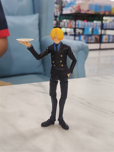 S.H.Figuarts One Piece Sanji Romance Dawn Ver. Action Figure
