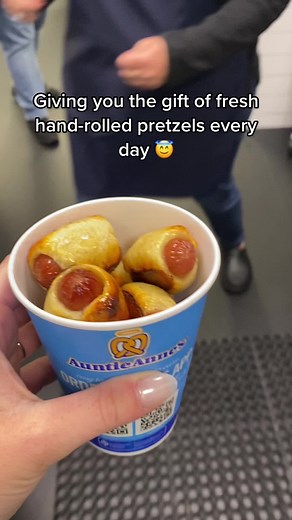 Delicious Hand-Rolled Pretzel Bites by Auntie Anne's