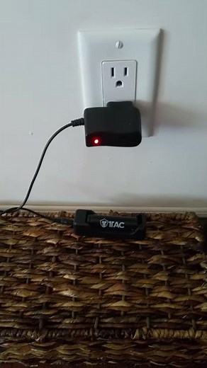 How to charge your TC1200 lithium battery