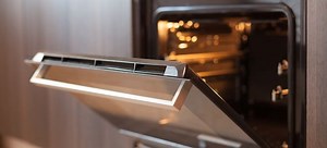 How Does an Electric Oven Work? | DoItYourself.com