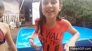 Desafio da piscina ft  Julia on Make a GIF