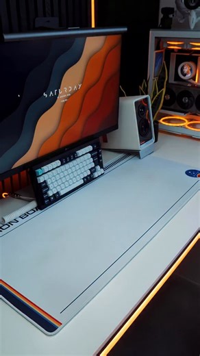 BodaciousTech | Lee on Instagram: "Tiny device. Massive workflow upgrade 😮‍💨⚡ Been using the Framer Creator Micro from @Framer (no-code web builder) & @work_louder (cool keyboards) in my daily setup and I genuinely don’t know how I worked without it 🤯🖥️ Physical buttons for the stuff you do over and over again ⌨️, a joystick for quick menus 🎮, and macros that save so much time it feels illegal 🫠⏱️ Perfect for creators, designers, developers, or anyone who lives at their desk and wants thin