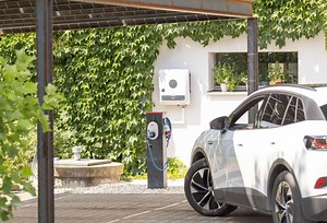 Solar Inverters | Fronius Inverters for Homes & Business