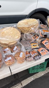 🥐🍞 Fresh-from-the-bakery goodness at Cherry Avenue Auction! Our vendors are serving up delicious bakery items—from sweet treats to savory favorites—perfect for breakfast, dessert, or an anytime snack. Come grab something freshly baked and support our local vendors! | Cherry Avenue Auction