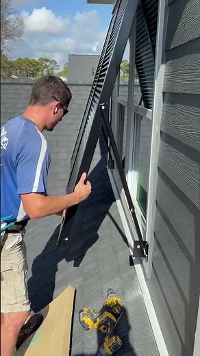 How to close or operate a Bahama shutter