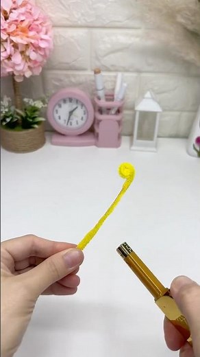 DIY Pipe Cleaner Flower #diy #flowers #homedecor #handmade #craftideas