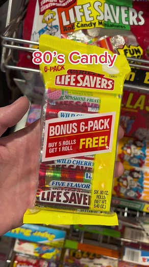 Remember the many different fun flavors Life Savers candy had in the 1980’s, such as Wild Cherry, Butter Rum and Sunshine Fruits like in this package from 1989? Were you eating Life Savers as s kid? #candy #sugar #junkfood #retro #throwback #nostalgia #80s #80skid #1980s #vintage