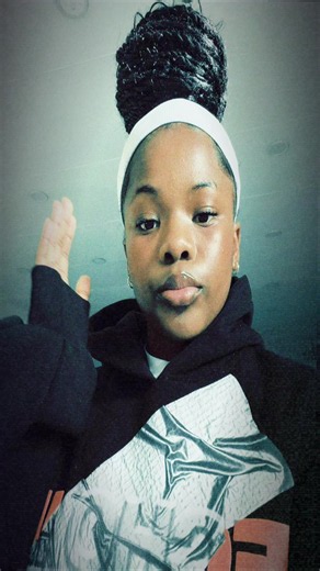 Anele Ngubane back view dance clips