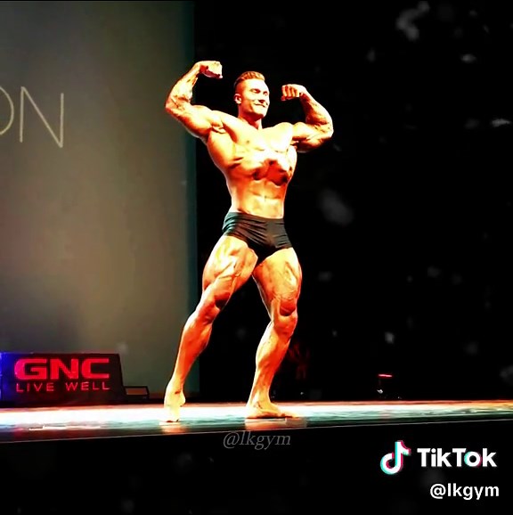 Bodybuilder Dancing: CBum's Impressive Performance