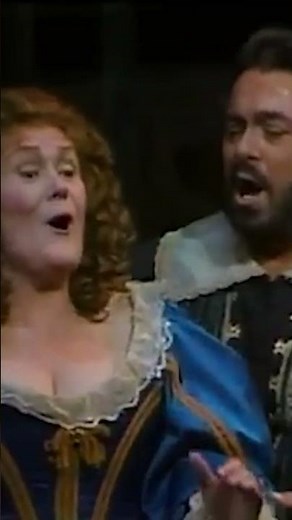Luciano Pavarotti and Dame Joan Sutherland singing a scene from Lucia di Lammermoor