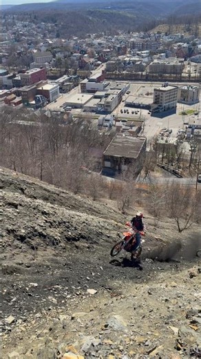 Jeremy was out of line! #hillkillers #shamokin #freeride #hillclimb