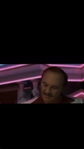 1.1M views · 10K reactions | “Scarface” (1983) di Brian De Palma:...