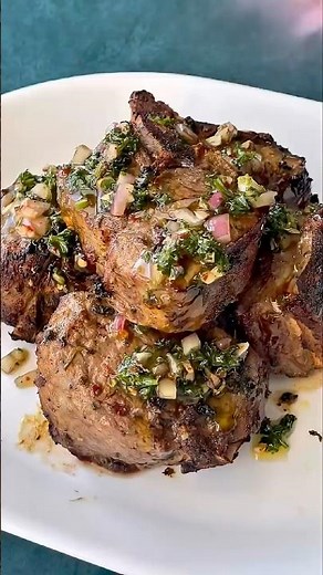 How to Make Authentic Chimichurri Sauce (Easy & Fast)
