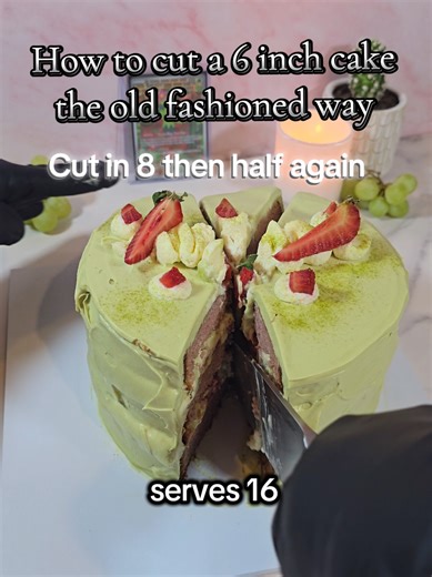 How to Cut a 6 Inch Cake for 16 Servings