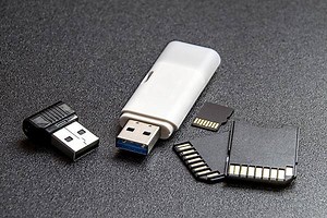 External Mass Storage Devices
