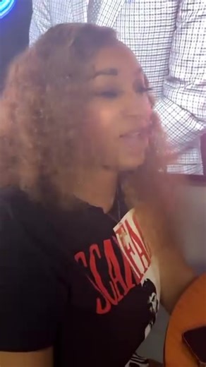 “She left nothing but bones 😋💀 That plate didn’t stand a chance at The Sugar Shack!” | The Sugar Shack