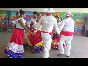 La Pava bailada por el grupo folklórico de TodoelCoco